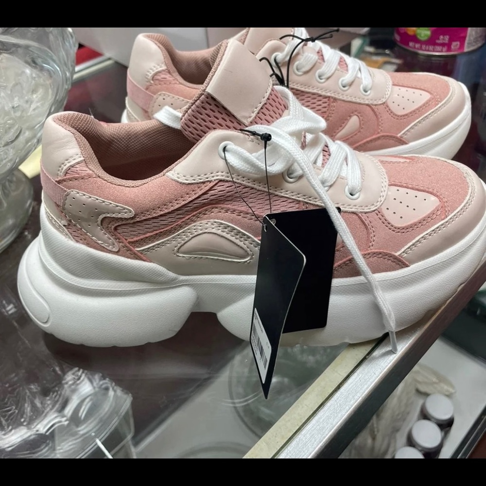 Women shoes